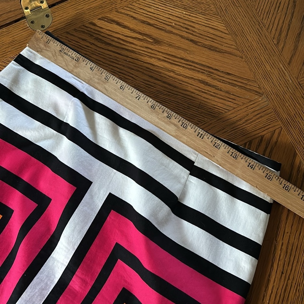 Geometric Colorblock Skirt - Picture 8 of 14